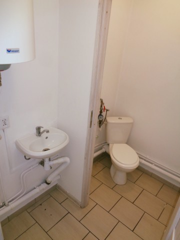 Ślesin - Lokal handlowo-usługowy – przy Rynku