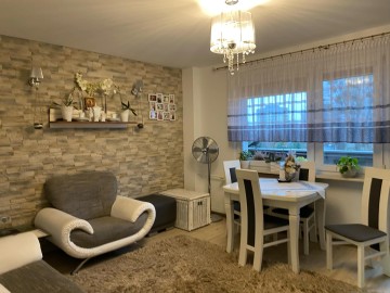 Sprzedam mieszkanie 3 pok.  z dużym balkonem - Konin Zatorze