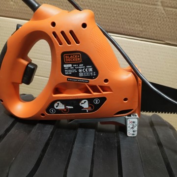 Piła szablasta Black decker