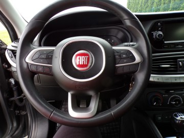 FIAT TIPO SEDAN NAVI