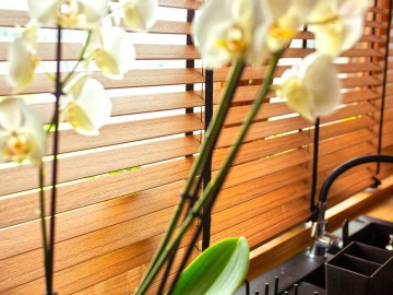 POLSKIE DRZWI, OKNA, PODŁOGI, ROLETY, BRAMY...