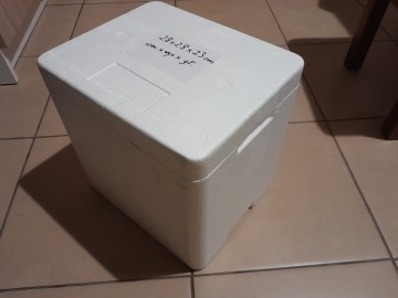 Pojemnik termoizolacyjny 28x28x23cm