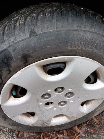 KOŁA 15 CALI Z OPONAMI ZIMOWYMI CHRYSLER PT CRUISER 01-10 R