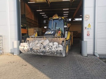 Usługi: Koparko-Ładowarką Minikoparką Koparką obrotową  Tran