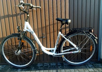 Rower Miejski Damka Cyco kolor bialy Kola 28cali felgi wzmac