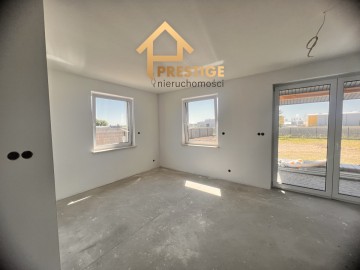 Nowe domy w Modle Kr&oacute;lewskiej gm. Stare Miasto