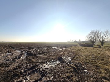 Sprzedam działkę budowlaną w Leśnicy ul. Polna!