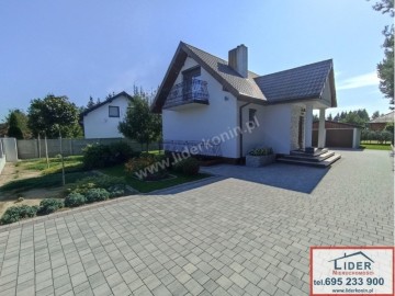 CAŁOROCZNY DOM PRZY JEZIORZE – NIEDŹWIADY MAŁE (GM. ŚLESIN)