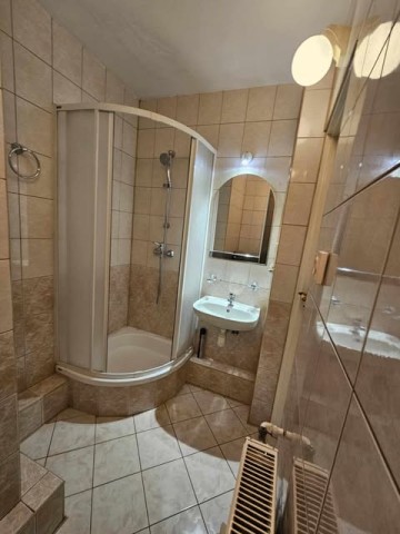 sprzedam - parter, 55,74m2 - 2 pokoje, osobne wejście