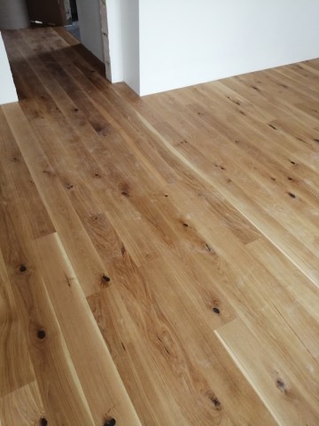 Montaż podł&oacute;g