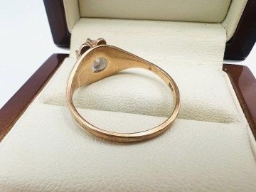 Złoty pierścionek Próba 585 Waga: 3.95 g