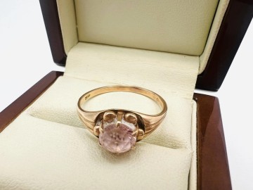 Złoty pierścionek Próba 585 Waga: 3.95 g