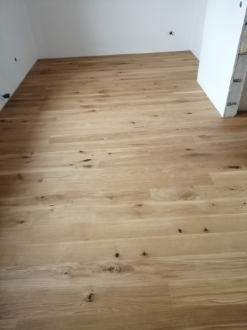 Montaż podł&oacute;g