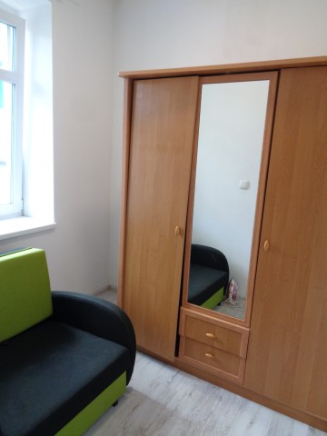 WYNAJMĘ MIESZKANIE W CENTRUM ŚLESINA