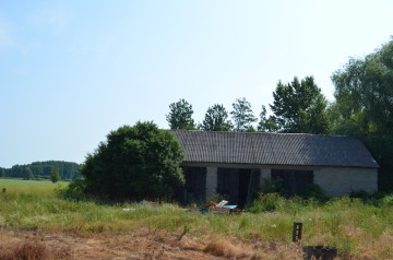 Sprzedam gospodarstwo 2,3672 ha z domem i budynkiem