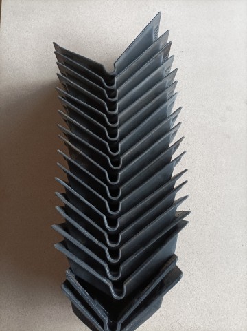 Narożniki transportowe