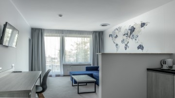 APARTAMENT MIELNO-HOLIDAY*401, NAD SAMYM MORZEM.