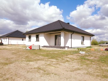 Okolice Ślesina – Domy Deweloperskie z Garażem