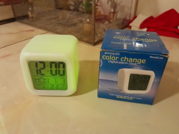 Zegarek budzik elektroniczny LED. NOWY