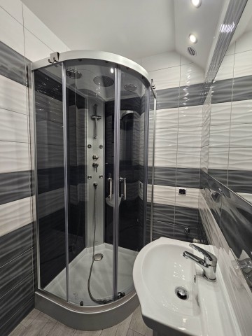 Promocja 2 pokoje po remoncie na Ok&oacute;lnej