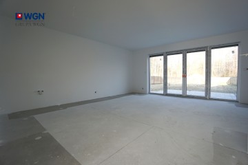 Stare Miasto - domy w zabudowie bliźniaczej pod lasem