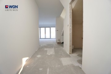 Stare Miasto - domy w zabudowie bliźniaczej pod lasem