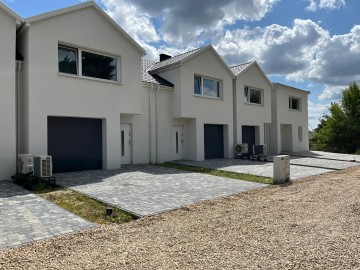 OSTATNIE DOMY na sprzedaż Zychlin ul Cisowa