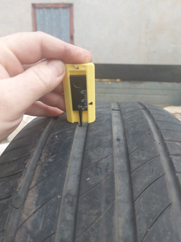 Sprzedam oponę17 225 50 MIchelin Primacy 4 z 2020