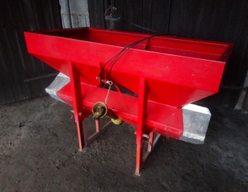 Rozsiewacz Accord Discus 21 m