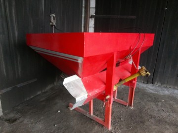 Rozsiewacz Accord Discus 21 m