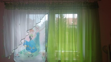 Firana do pokoju dziecięcego