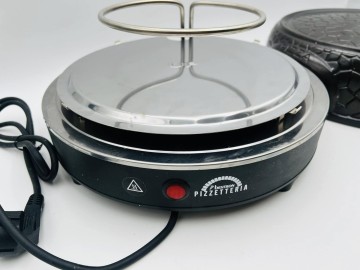 Piec do pizzy Bestron dla maksymalnie 4 os&oacute;b