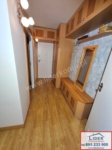 Rozkładowe mieszkanie z balkonem-  11 Listopada (os. V)