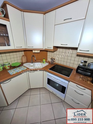 Rozkładowe mieszkanie z balkonem-  11 Listopada (os. V)