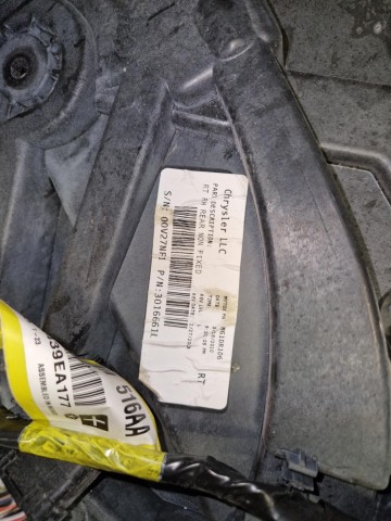 Lampy, listwy, szyba, winda koła CHRYSLER TOWN COUNTRY