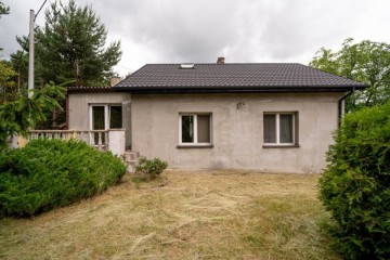 Na sprzedaż dom - Sławsk, gm. Rzgów - 0,7060 HA - nowa cena!