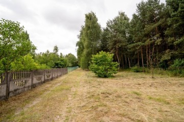 Na sprzedaż dom - Sławsk, gm. Rzgów - 0,7060 HA - nowa cena!