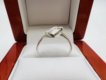 Srebrny pierścionek  Pr&oacute;ba 925  Waga: 1.81 g