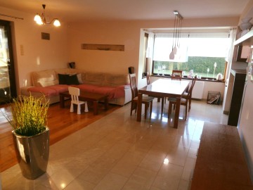 Atrakcyjna Nieruchomość w sąsiedztwie Ślesina