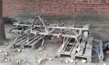 Sprzedam agregat uprawowy  plus ciągnik rolniczy