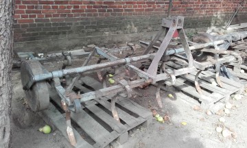 Sprzedam agregat uprawowy  plus ciągnik rolniczy