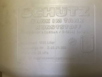 Zbiornik dwupłaszczowy na olej napędowy opałowy