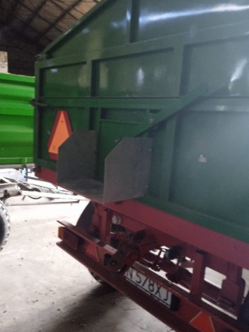 Przyczepa WELGER FK90 oraz AUTOSAN D83