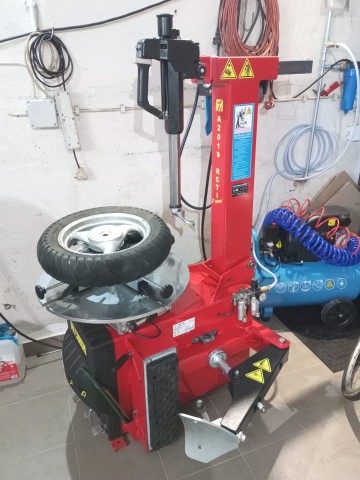 Wyważanie k&oacute;ł motocyklowych, wymiana opon skuter Quad/ATV