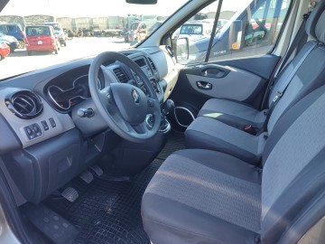 Wynajem bus 9 osobowy Renault Trafic 1.6 DCI autolaweta