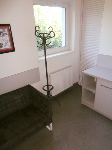 ŚLESIN &ndash; LOKAL USŁUGOWY NA WYNAJEM