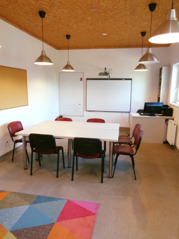 ŚLESIN &ndash; LOKAL USŁUGOWY NA WYNAJEM