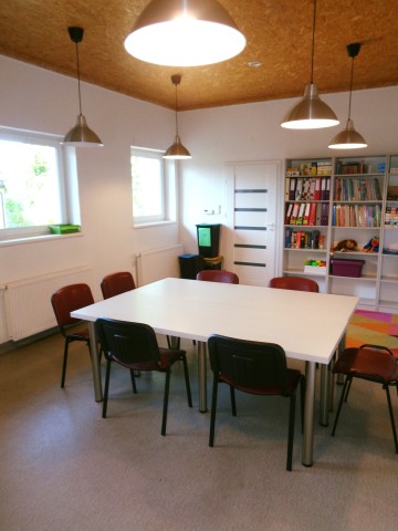 ŚLESIN &ndash; LOKAL USŁUGOWY NA WYNAJEM