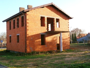 Konin &ndash; Dom w Budowie