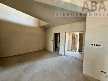 Dom w stanie surowym otwartym z tynkami - Osiek Wielki gm. O